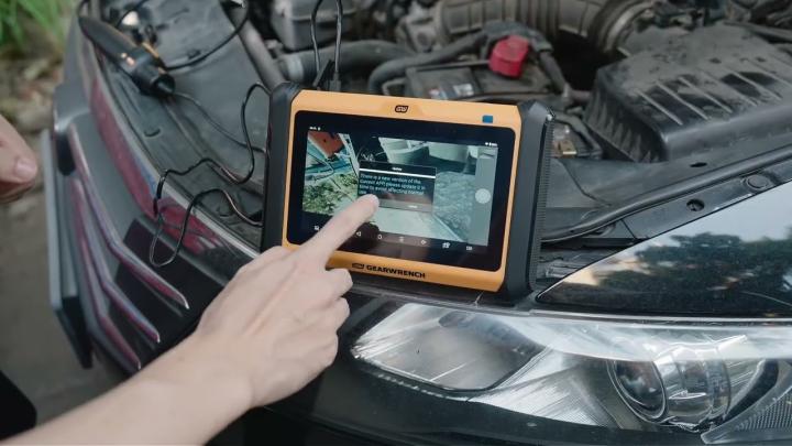 YouTube | GEARWRENCH GWSCOPE Borescope Setup &amp; Use