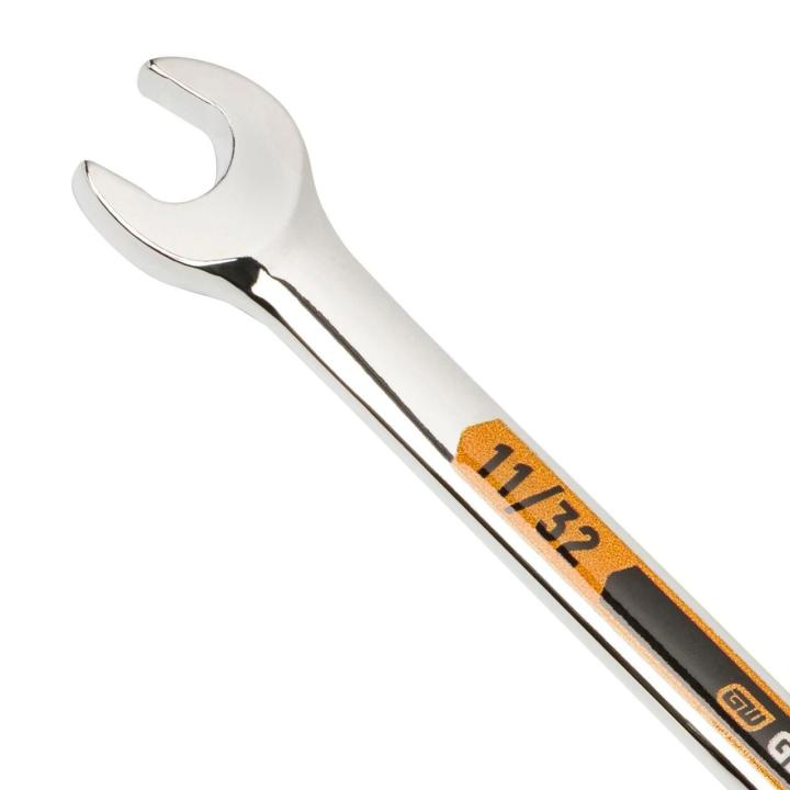 Up close image of the GEARWRENCH  11/32 12 Point Hi-Viz Long Pattern Combination Wrench showcasing the bold, large high-visibility color size markings for quick identification.