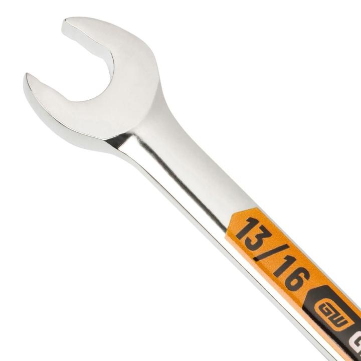 Up close image of the GEARWRENCH  13/16 12 Point Hi-Viz Long Pattern Combination Wrench showcasing the bold, large high-visibility color size markings for quick identification.