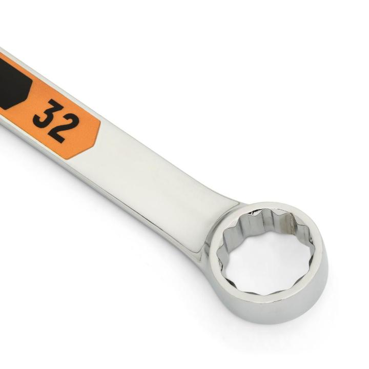 Up close image of the GEARWRENCH  32mm 12 Point Hi-Viz Long Pattern Combination Wrench showcasing the bold, large high-visibility color size markings for quick identification.