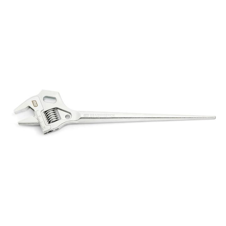 Image of the 16" Lineman Adjustable Spud Wrench showing the scaled jaws towards the left side of the image and the spud handle towards the right side