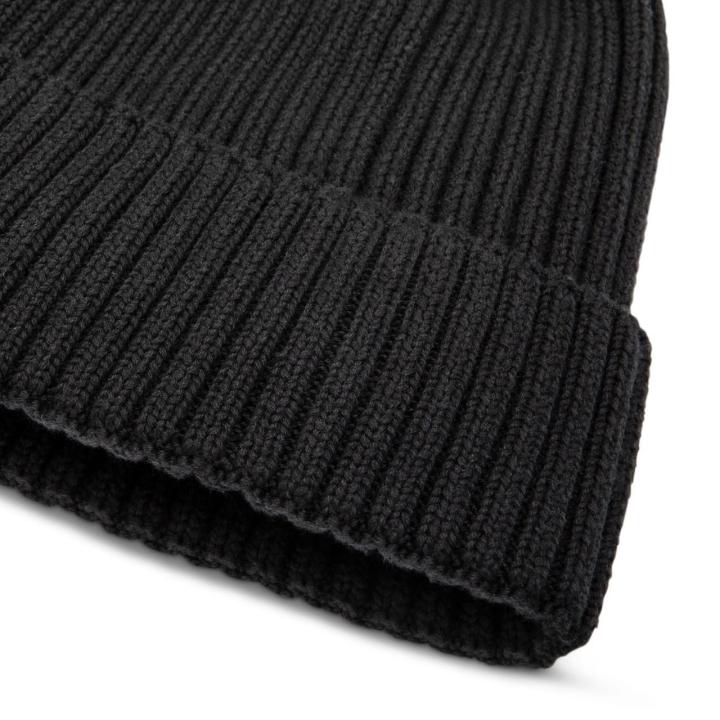 Cutaway image of the GEARWRENCH  GWSBB Knitted Cuffed Beanie - Black showing the item up close