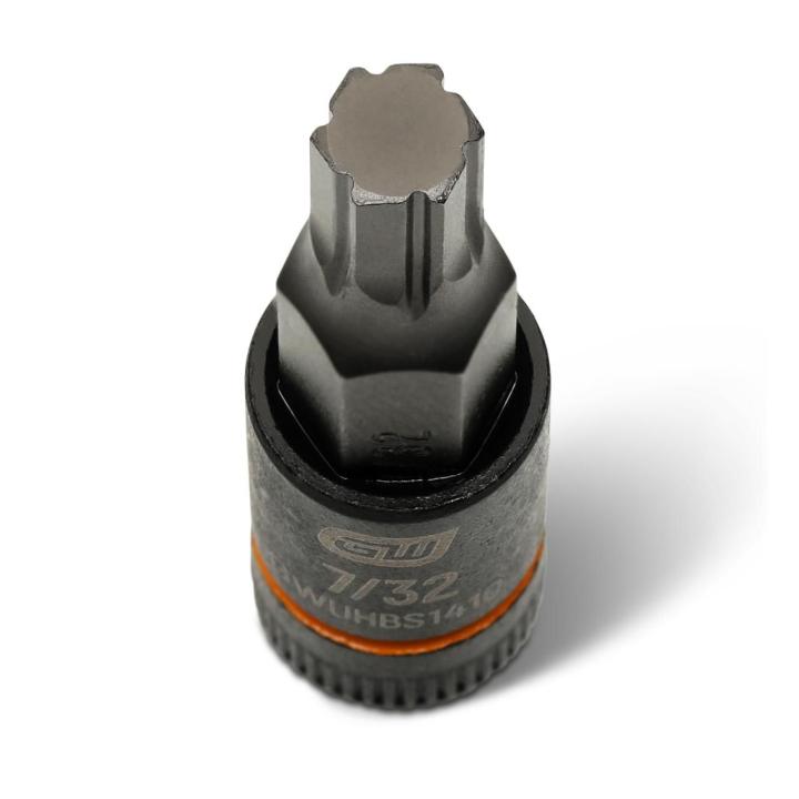 Image of the GEARWRENCH GWUHBS1410 showing a close up top view of the hex bit.